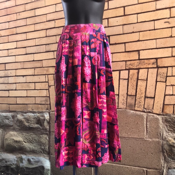 Norton McNaughton Dresses & Skirts - Vintage Norton McNaughton Bold paisley top pleated Skirt 10